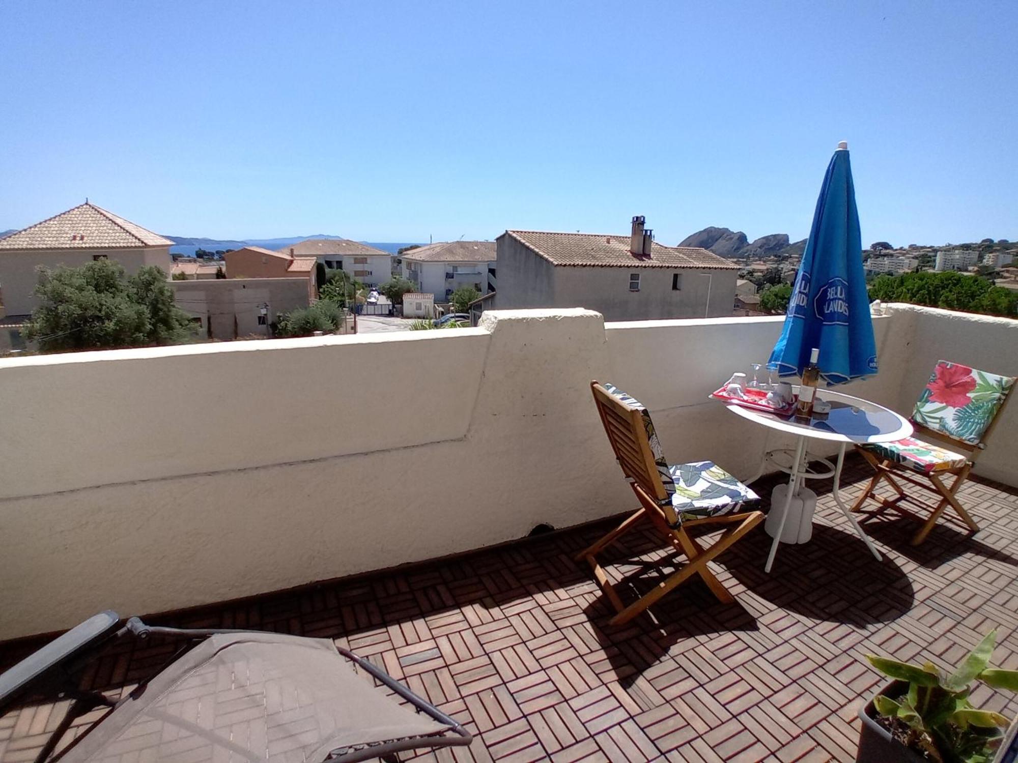 Bed and Breakfast Charmante Chambre Avec Vue Mer La Ciotat Exterior foto